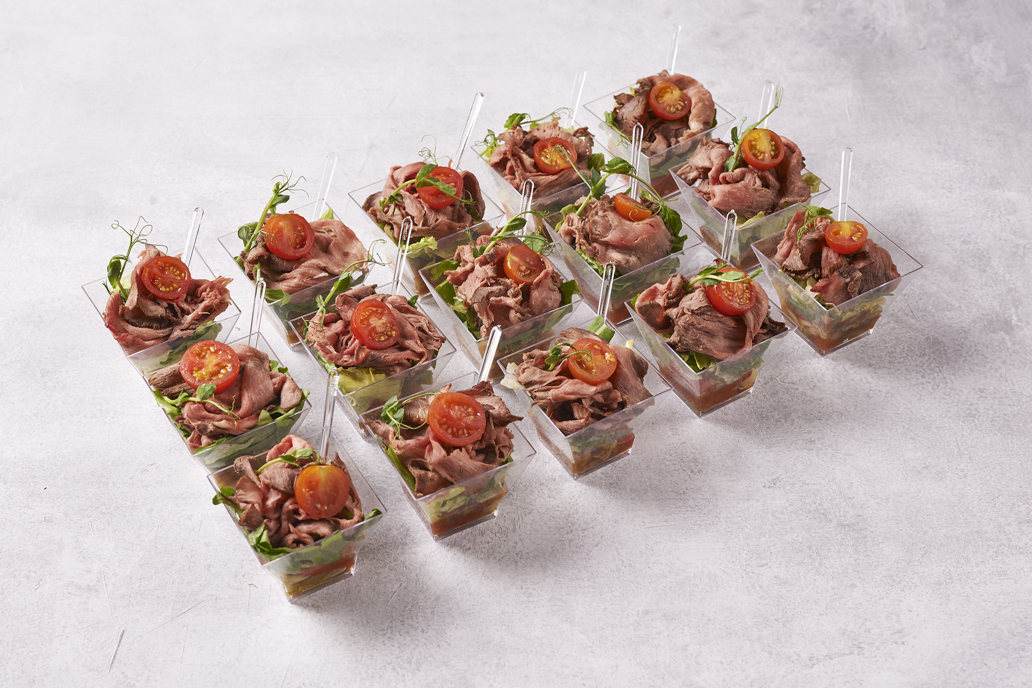 Моно-набор салатов с ростбифом (750г)