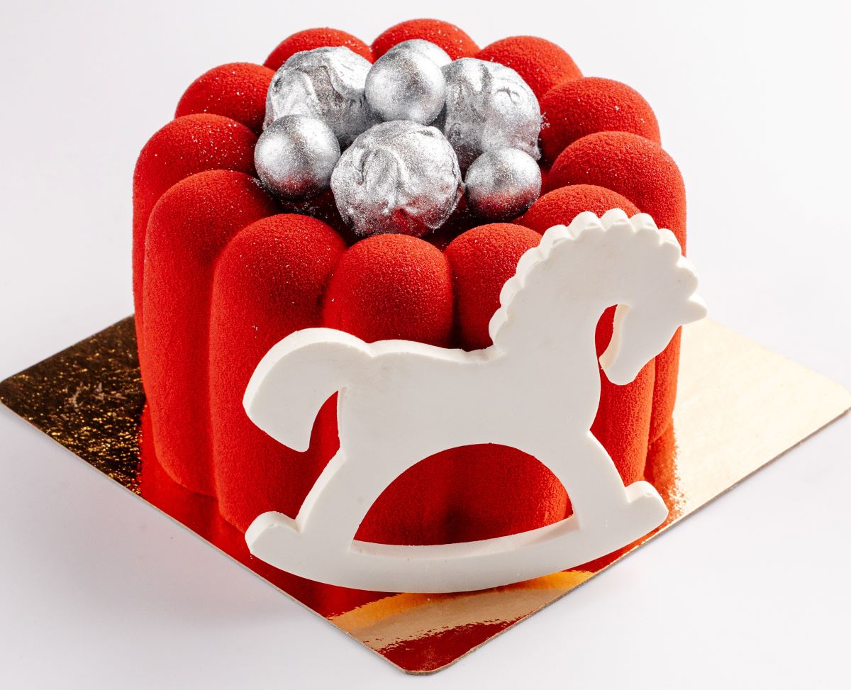 БЕНТО-МЕДОВИК С ТРЕМЯ ВИДАМИ КЛЮКВЫ